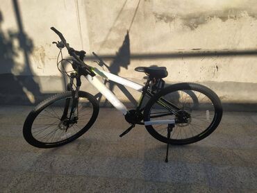bulvarda velosiped qiymeti: Новый Городской велосипед Toba, 29", Самовывоз