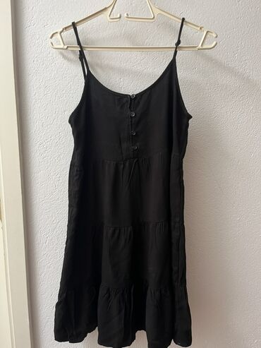 Haljine: XS (EU 34), bоја - Crna, Oversize, Na bretele