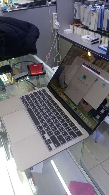 Ноутбуки: Apple, Apple M2, 13.5 ", Б/у, память HDD + SSD