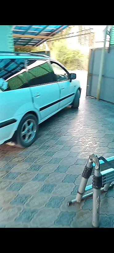 Mitsubishi: Mitsubishi Space Wagon: 1997 г., 2.4 л, Типтроник, Универсал — 3