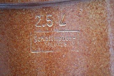 Staro posuđe i escajg: Schaffhausen steinzeug 2,5 l ORIGINAL posuda za led 1960.te. Made in — 2
