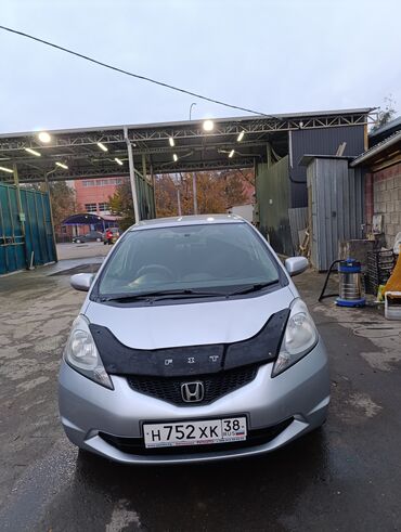 Honda: Honda Fit: 2007 г., 1.3 л, Автомат, Бензин, Хэтчбэк