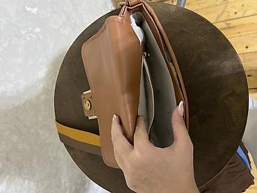 orginal canta: Orginal Fendi çanta🏷️ 
Əla veziyyetde, az işlənmiş.
Qadın çantası — 4