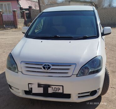 Toyota: Toyota Ipsum: 2002 г., 2.4 л, Автомат, Бензин, Минивэн