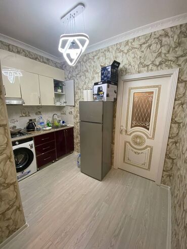 Uzunmüddətli kirayə mənzillər: Mənzil kirayı verilir. 2 otaq 17.3 mərtəbə. Teze temirden cixmish — 8