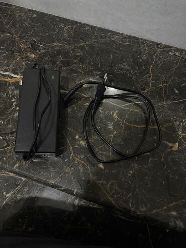 Elektrikli samokatlar: Toba ST-440 süret40,350waat seliqeli işlenib 1200km yol gedib tek — 3