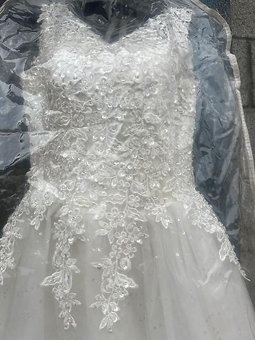 Личные вещи: Свадебное платье, 3XL, Без кольца, А-силуэт, Пайетки, Б/у — 2