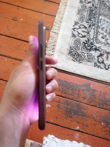 samsung a52 case: Salam honot x6b 256 gb satilir etyac olduxunan arxa vinil var — 3