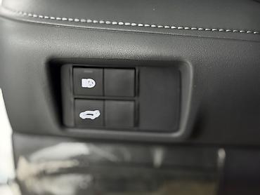 Toyota: Toyota Highlander: 2022 г., 2.5 л, Автомат, Гибрид — 27