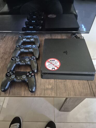 islenmis notebook satisi: PlayStation 4 Slim oyun konsolu dəsti - Model: PS4 Slim - Rəng: qara