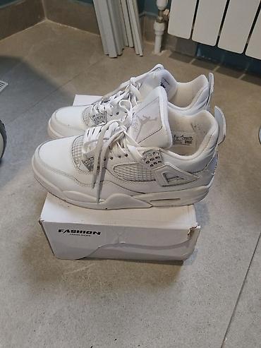 shoe: Мужские кроссовки, 39, Air Jordan, Б/у, цвет - Белый, Самовывоз — 3