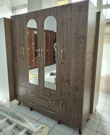 Sifarişlə dolablar: Düz dolab, Dəhliz üçün, Yataq otağı üçün, Paltar üçün, Açılan, 3 qapılı — 6