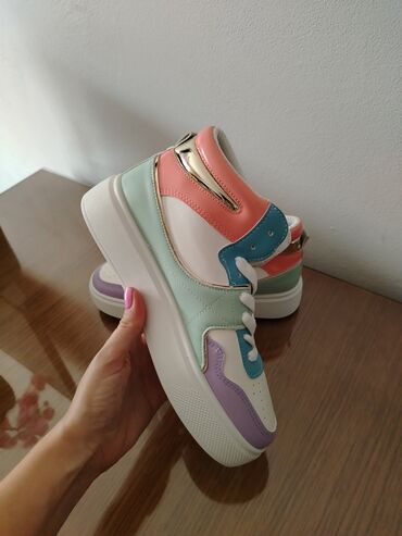 sako i patike: 39, color - Multicolored