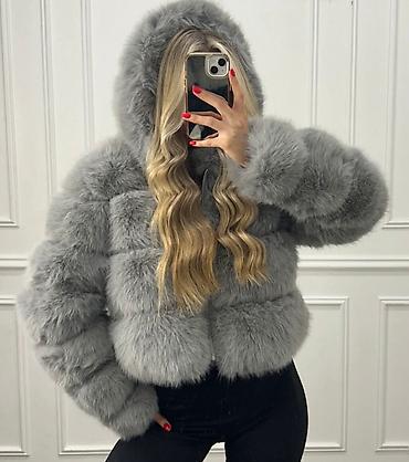 jakna djubretarac: Bunde
S M L
Cena : 7000 dinara — 2