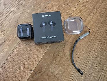 qara pp: Samsung Galaxy Buds4 Pro – simsiz qulaqlıqlar - Model: Galaxy Buds4 — 1