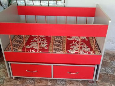 Mebel: Qız üçün, İşlənmiş, Beşik