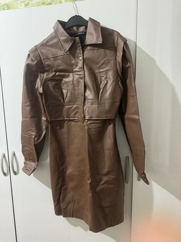 Dəstlər, kostyumlar: Zərif qadın geyimləri dəsti 1) Ağ krujeva teksturalı jaket/kardiqan - — 9