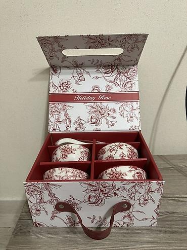 rose: Набор пиал с ложками Holiday Rose - Состав: 4 керамические пиалы + 4 — 6