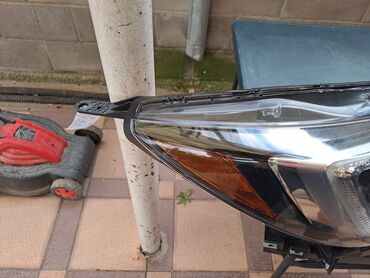 Передние фары: Комплект передних фар Subaru 2018 г., Б/у, Оригинал, США — 6