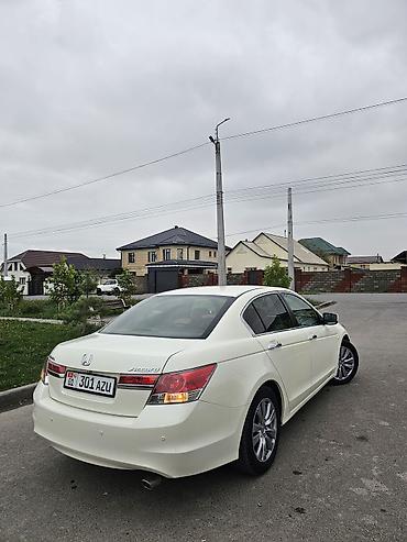 Унаа: Honda Accord: 2011 г., 2.4 л, Автомат, Бензин, Седан — 3