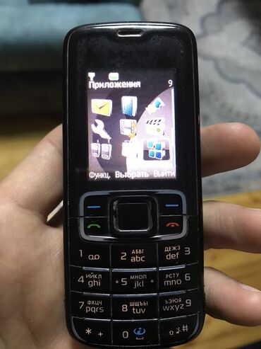 nokia 6233: Nokia 3310, < 2 ГБ, цвет - Черный, Кнопочный
