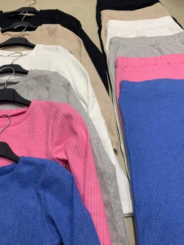 Kompleti: Komplet: 2100dinara — 8