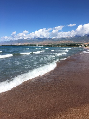 Иссык-Куль 2025: Квартира, квартира ЦО Кыргызское взморье, Бостери, Парковка, стоянка, Охраняемая территория, Бассейн — 6