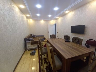 Uzunmüddətli kirayə mənzillər: Nizami rayonu,Laçın ticarət mərkəızinin yanı.9 mərtəbəli binanın,2-ci — 1