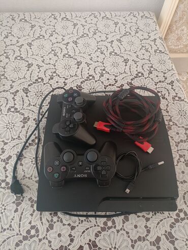 PS3 (Sony PlayStation 3): Salam. Hər vaxtınız xeyir. PLAYSTATİON 3 SLİM Tam işlək vəziyyətdə və