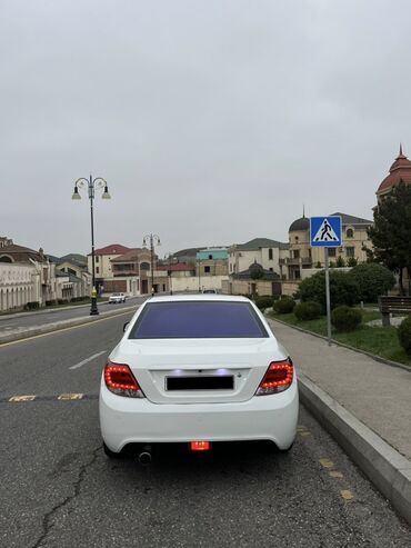 Iran Khodro: Iran Khodro : 1.7 l | 2018 il 299000 km Sedan — 2