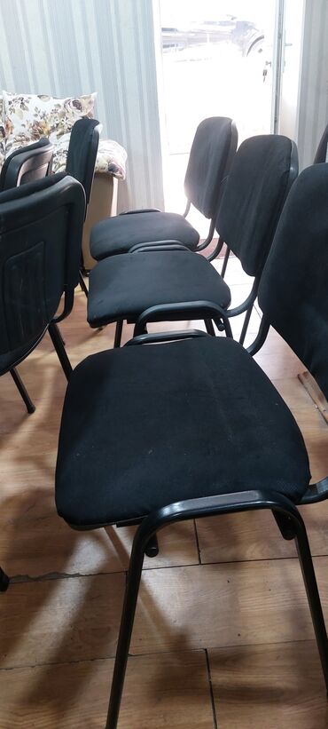Ofis oturacaqları: Yenilənmiş İSO ukrayna istehsalı oturacaqlar