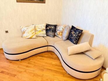 Kreslolar: Künc divan, İşlənmiş, Açılmayan, Bazasız, Parça, Çatdırılma yoxdur