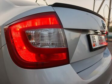 Skoda: Skoda Rapid: 2014 г., 1.4 л, Механика, Бензин, Хэтчбэк — 10