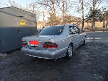 Mercedes-Benz: Mercedes-Benz E-Class: 2000 г., 3.2 л, Автомат, Газ, Седан