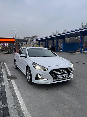 kia carnival 3: Hyundai Sonata: 2018 г., 2 л, Газ, Седан — 4