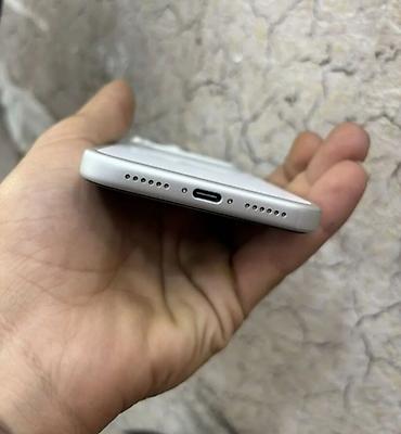 iphone se 2016: Gümüşü, Face ID — 2
