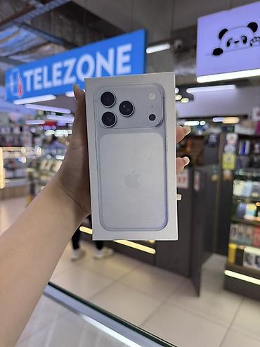 IPhone 17 Pro Max, Новый, 256 ГБ, Белый, Наушники, Зарядное устройство, Защитное стекло, 100 %