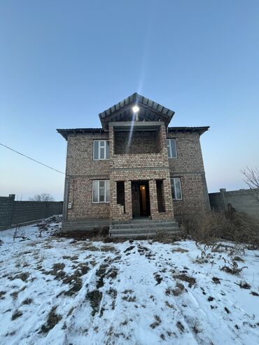 Продажа домов: Дом, 180 м², 5 комнат, Агентство недвижимости, Косметический ремонт