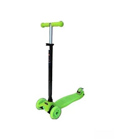 mts trotineti: Scooter trotinet – Zeleni, do 60 kg nosivosti Zeleni Maxi Scooter — 1