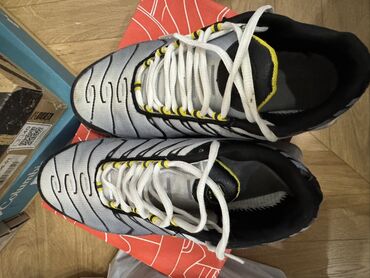 купить золотые часы бу: Эркектердин кроссовкасы, 40, Nike, Колдонулган, түсү - Боз, Өзү алып кетүү
