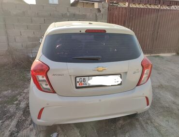 машина на обмен с доплатой: Chevrolet Spark: 2016 г., 1 л, Вариатор, Бензин, Хэтчбэк