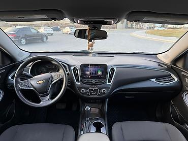 malibu 2020: Chevrolet Malibu: 1.5 l | 2020 il 84000 km Sedan — 7