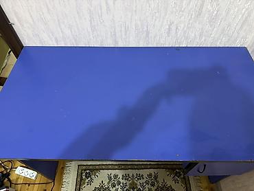 stular: Düz masa, Stulsuz, Polkasız, Siyirməli, Sadə laminat — 3