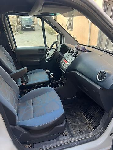 mercedes sprinter arenda: Ford Tourneo Connect: 1.7 l | 2009 il 331000 km Van body type — 1