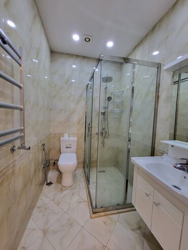 Uzunmüddətli kirayə mənzillər: Nazlı şadlıq sarayının yanında. Nizami Rezidens 19/10 cu mərtəbəsi -da lalafo.az — 10 Uzunmüddətli kirayə mənzillər: Nazlı şadlıq sarayının yanında. Nizami Rezidens 19/10 cu mərtəbəsi — 10