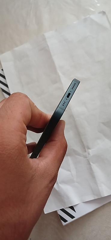 Apple iPhone: IPhone 13, Qara, Face ID — 4