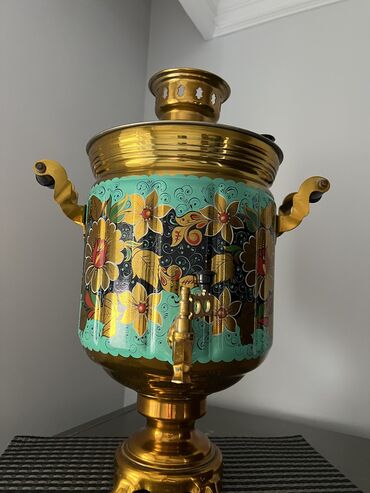 Toxumlar: Samovar. 10 litrlik tok samovar. 35 ilin samovari