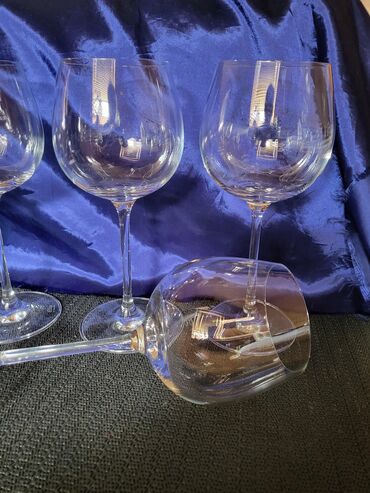 Čaše: Case vintaz,kristal Rosenthal divino za vino. Case komada 6 u — 10