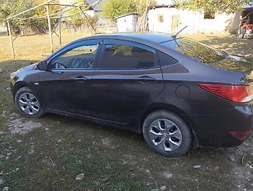 мега авто: Hyundai Solaris: 2016 г., Седан — 4