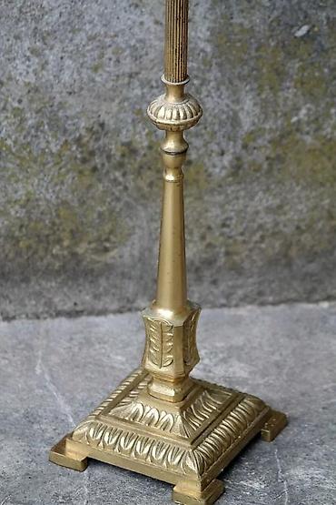 Stare vaze i dekor: Vintage Visoke Luksuzne Mesingane Stojeće pepeljare Art Deco — 5